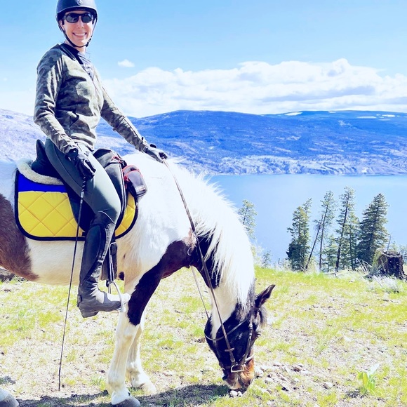 Meet your Posher, Chelsey - Picture 1 of 1